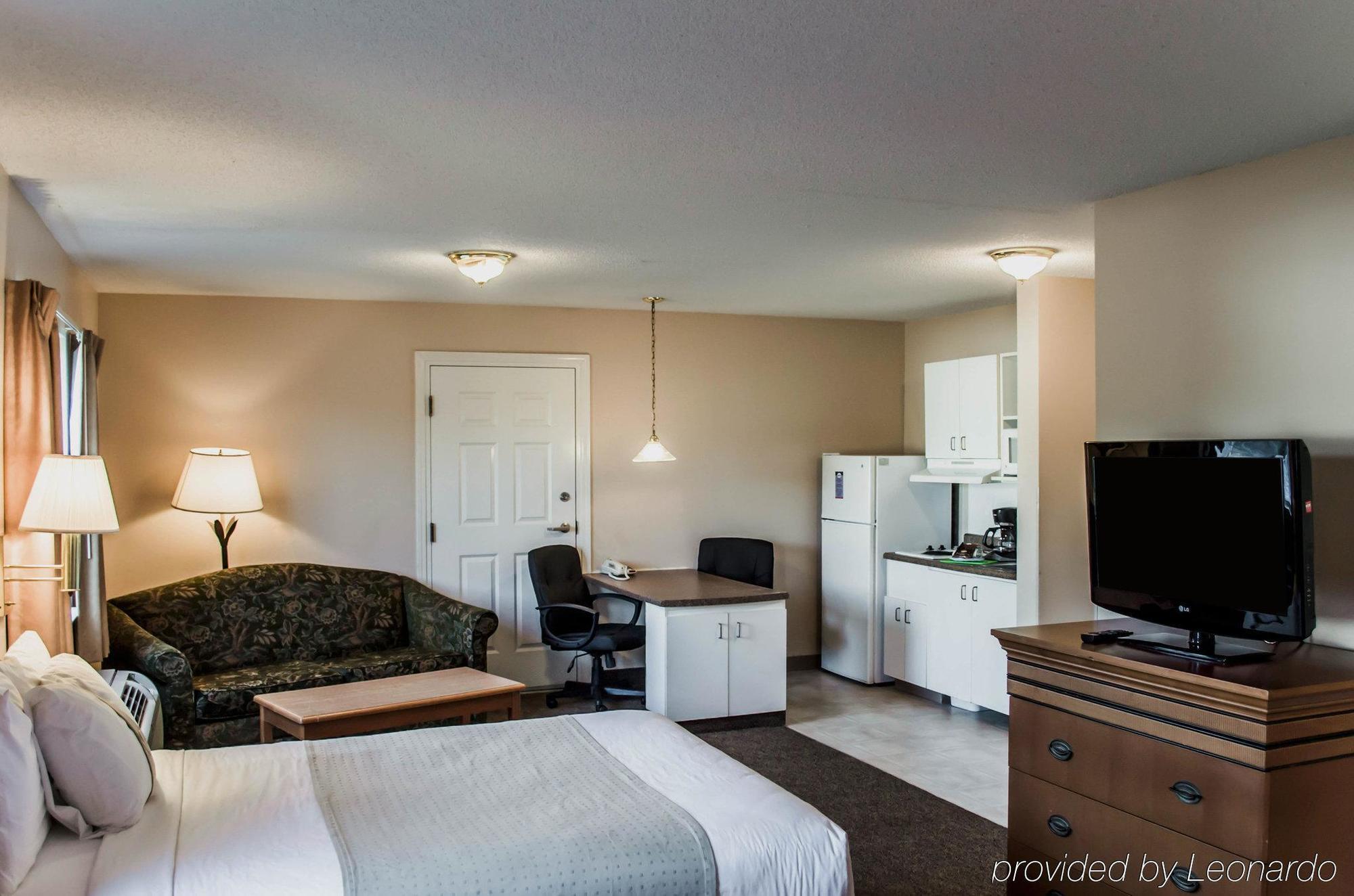 Suburban Extended Stay Hotel Naval Base Area Warrington Exterior photo